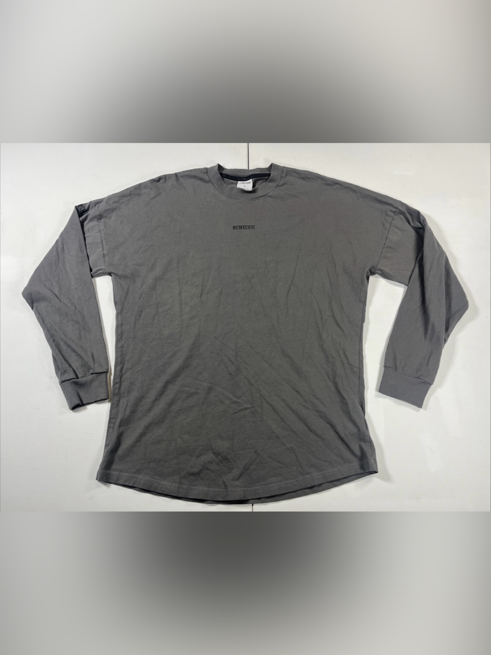 Gymshark X David Laid Long Sleeve Gray Athletic Workout MCMXCVIII MENS L